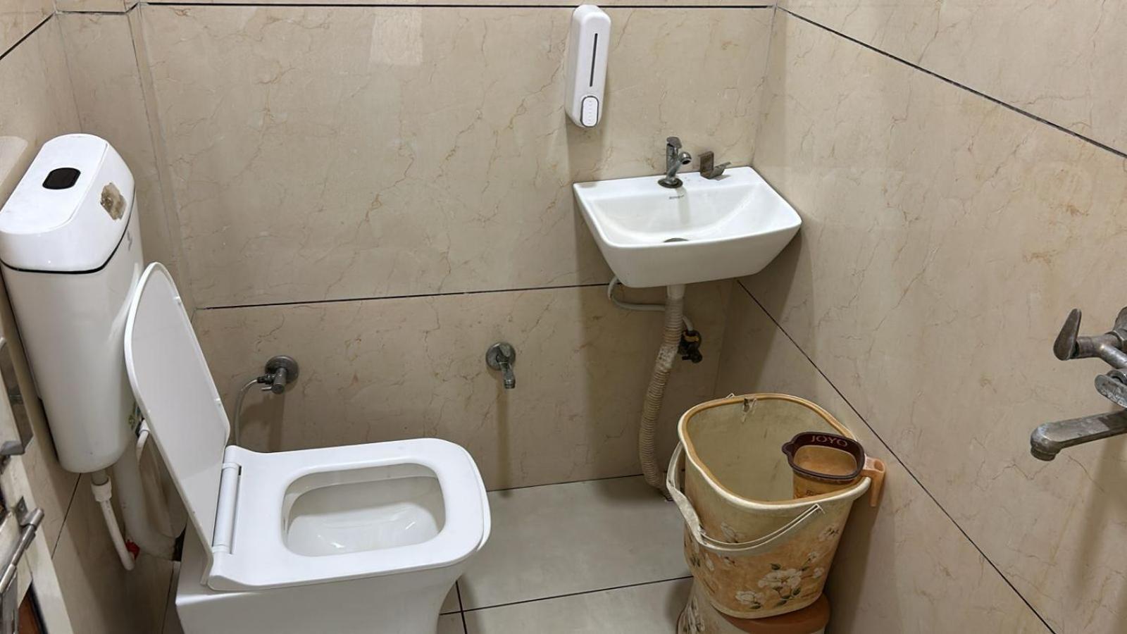 Hotel Empire Уджайн Екстериор снимка